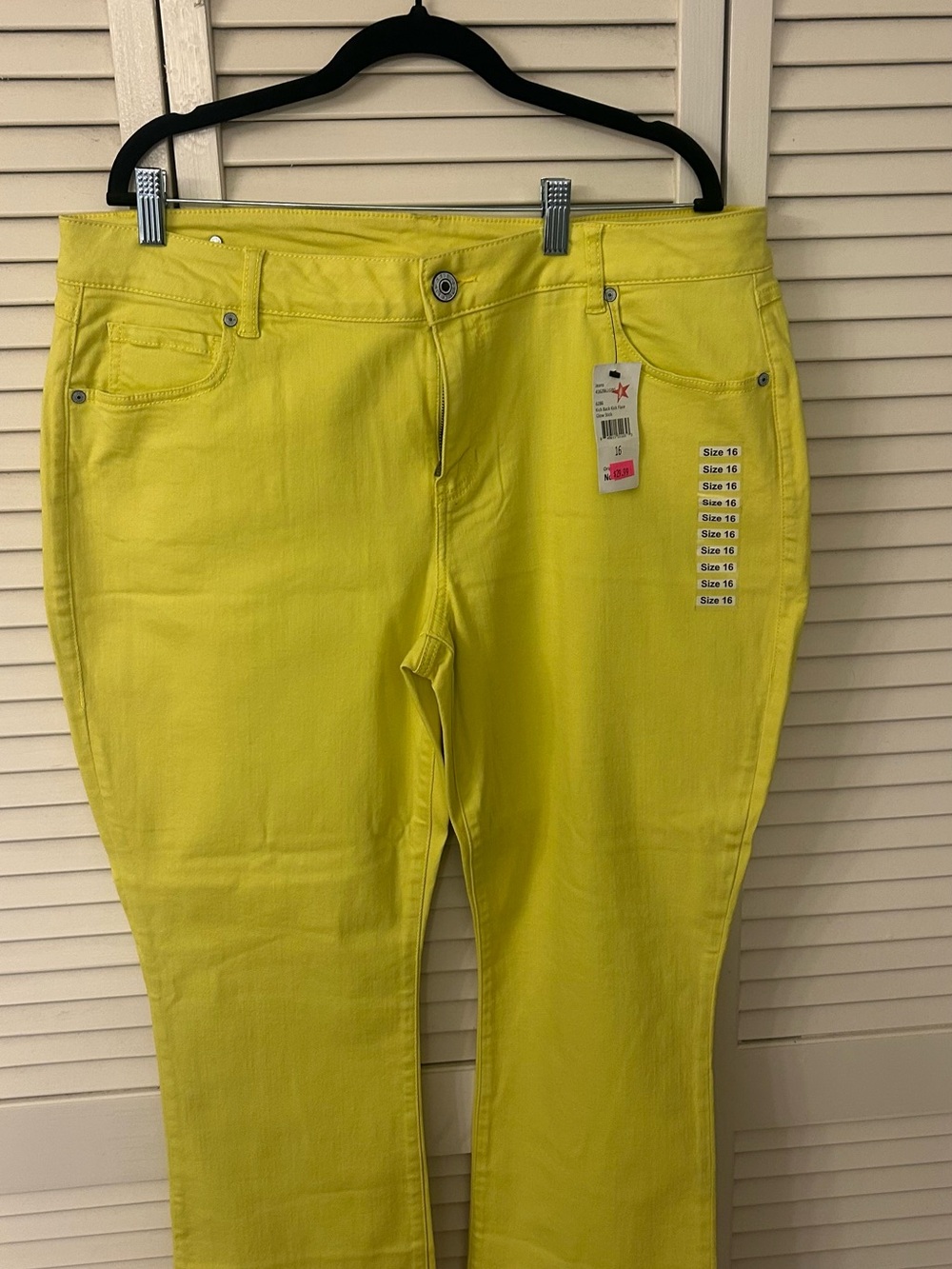 Cabi Women's Bright Yellow Stretch Jeans - Size 16